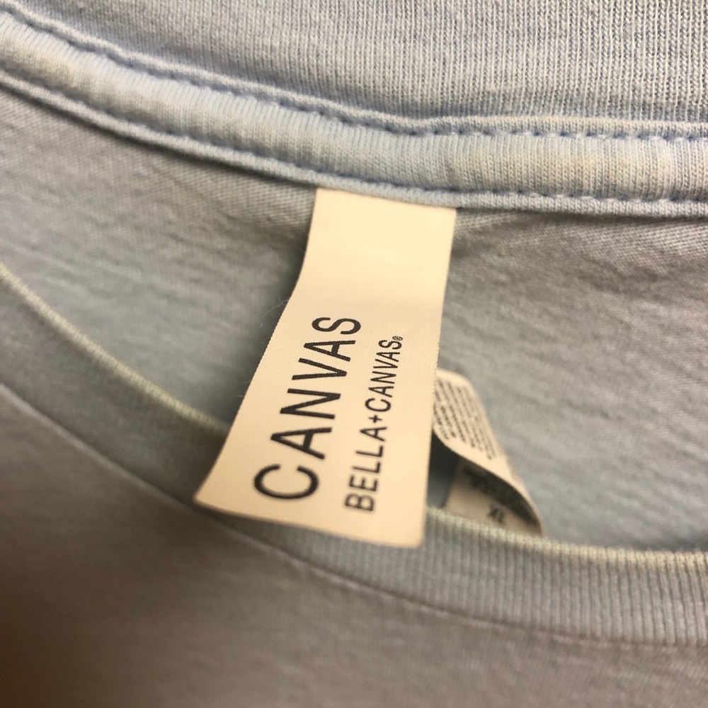 Parker Knoll t-shirt in baby blue. Size XL - Picture 5 of 5